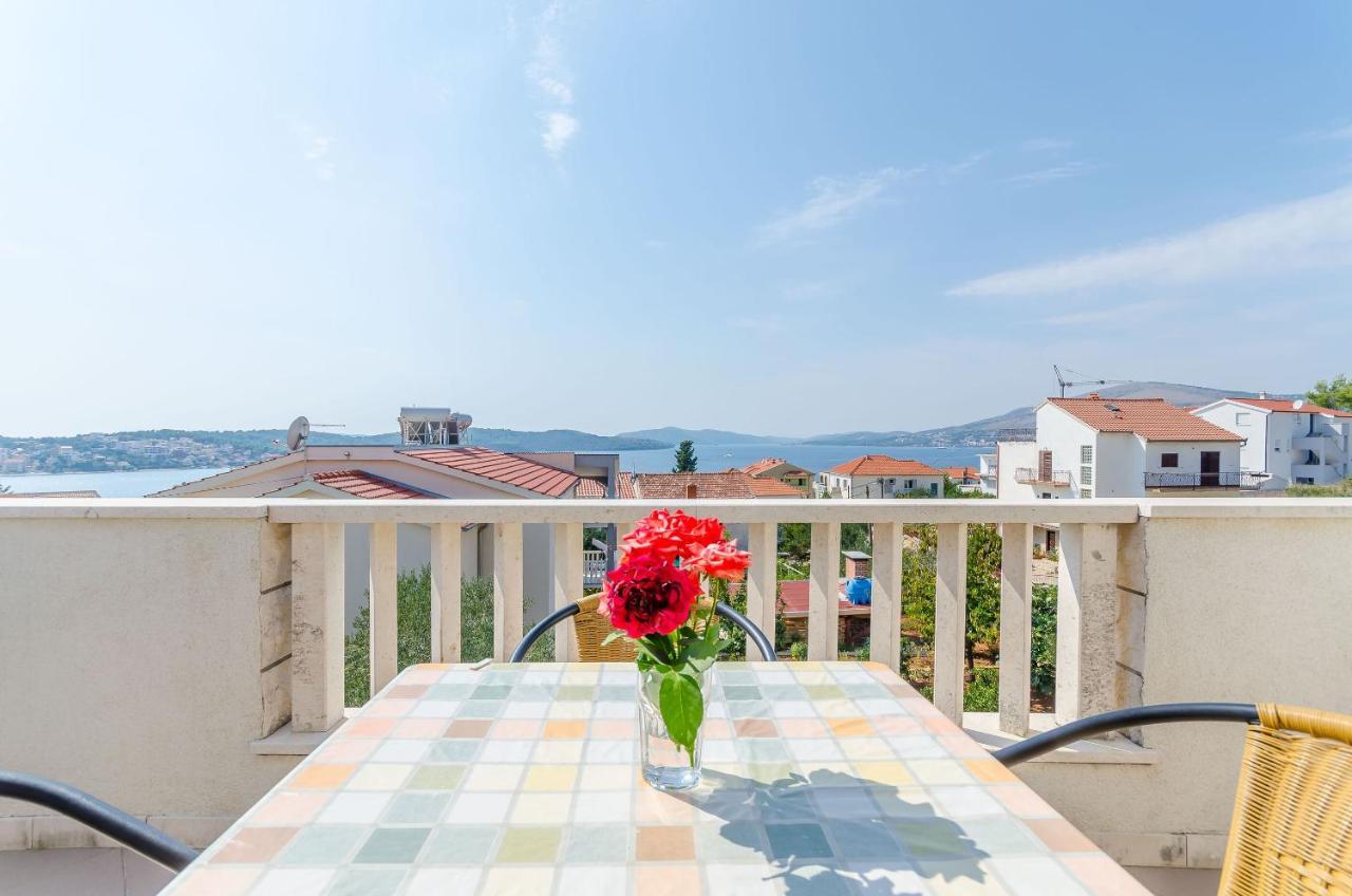 Apartments Tily Трогир Екстериор снимка