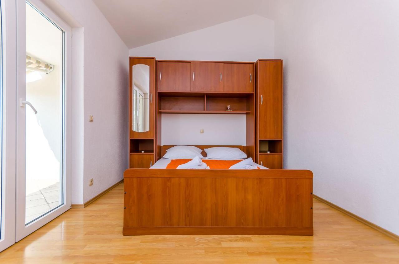 Apartments Tily Трогир Екстериор снимка