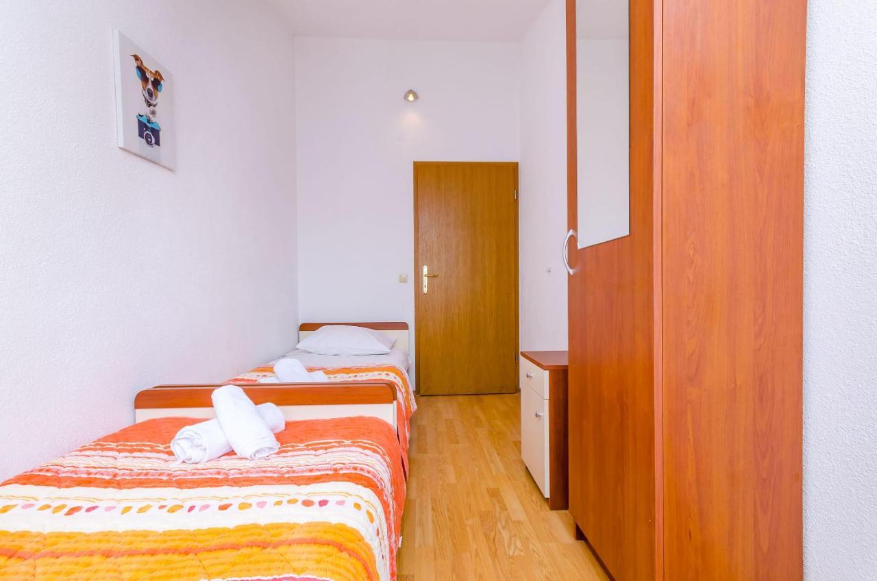 Apartments Tily Трогир Екстериор снимка