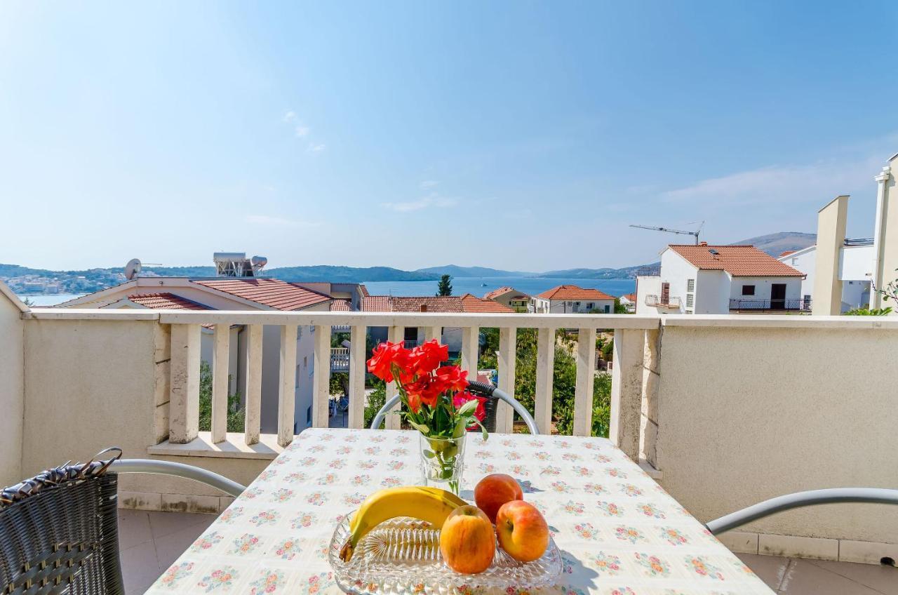 Apartments Tily Трогир Екстериор снимка