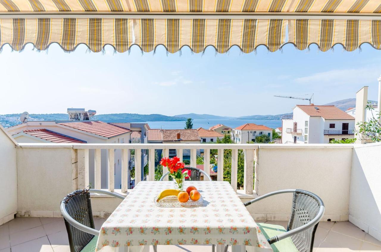 Apartments Tily Трогир Екстериор снимка
