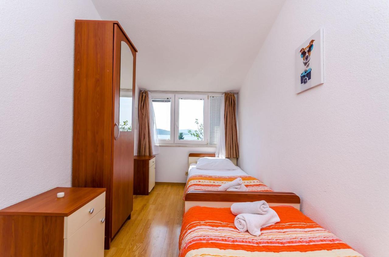 Apartments Tily Трогир Екстериор снимка