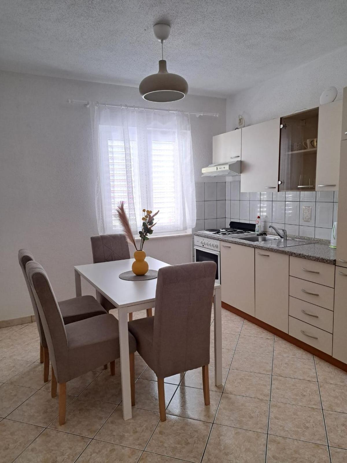 Apartments Tily Трогир Екстериор снимка