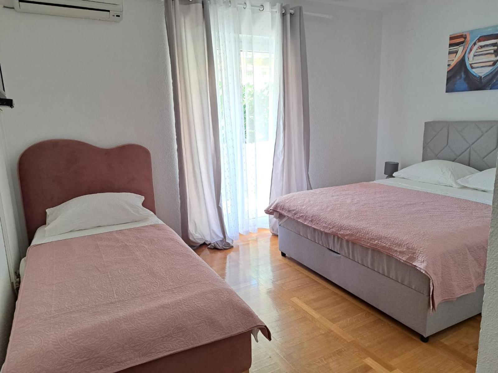Apartments Tily Трогир Екстериор снимка